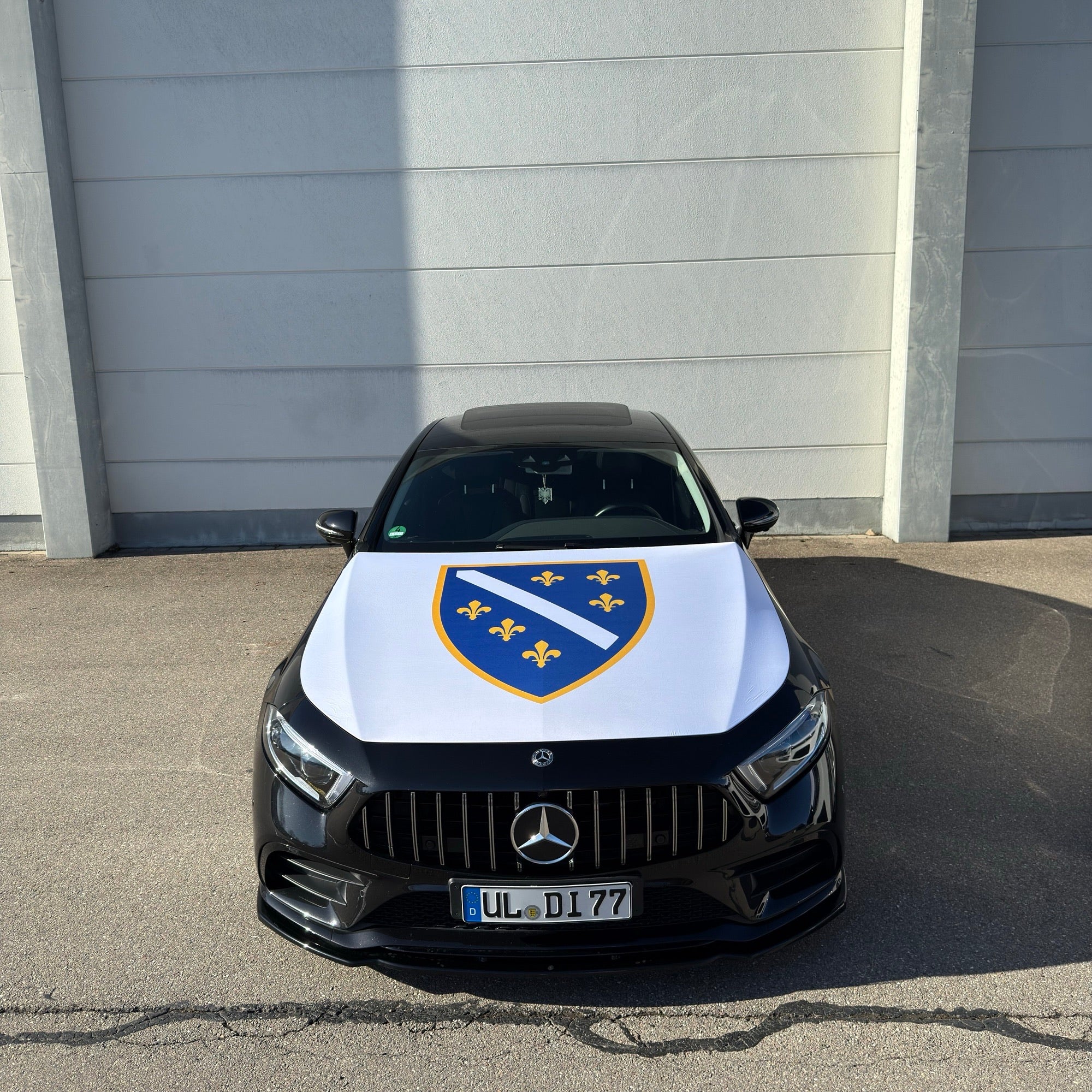 Motorhauben-Flaggen